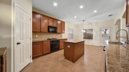Spring 2-story, 5-bed 20207 Glen Lake Drive-idx