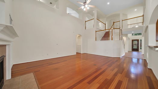 Spring 2-story, 5-bed 20207 Glen Lake Drive-idx