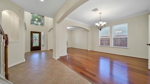 Spring 2-story, 5-bed 20207 Glen Lake Drive-idx