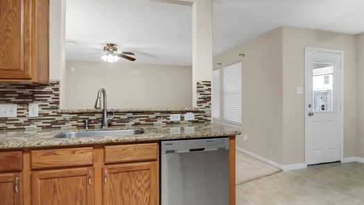 Spring 2-story, 5-bed 21618 Falvel Lake Drive-idx
