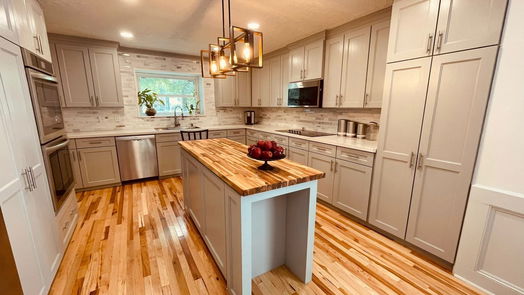 Spring 2-story, 4-bed 18719 Candlechase Drive-idx