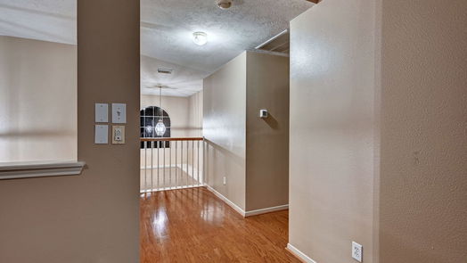 Spring 2-story, 4-bed 2826 Cottonwood Walk Court-idx