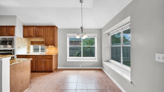 Spring 1-story, 3-bed 3014 Blue Fovant Court-idx