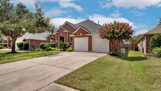 Spring 1-story, 3-bed 3014 Blue Fovant Court-idx