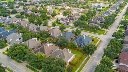 Spring 1-story, 3-bed 3014 Blue Fovant Court-idx