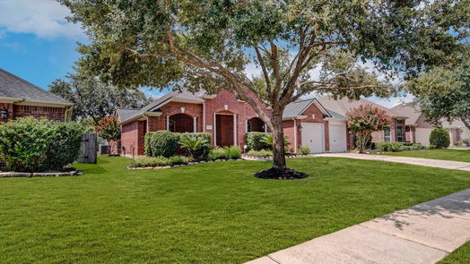 Spring 1-story, 3-bed 3014 Blue Fovant Court-idx