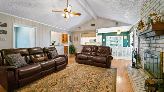 Spring null-story, 3-bed 4826 Casemont Drive-idx