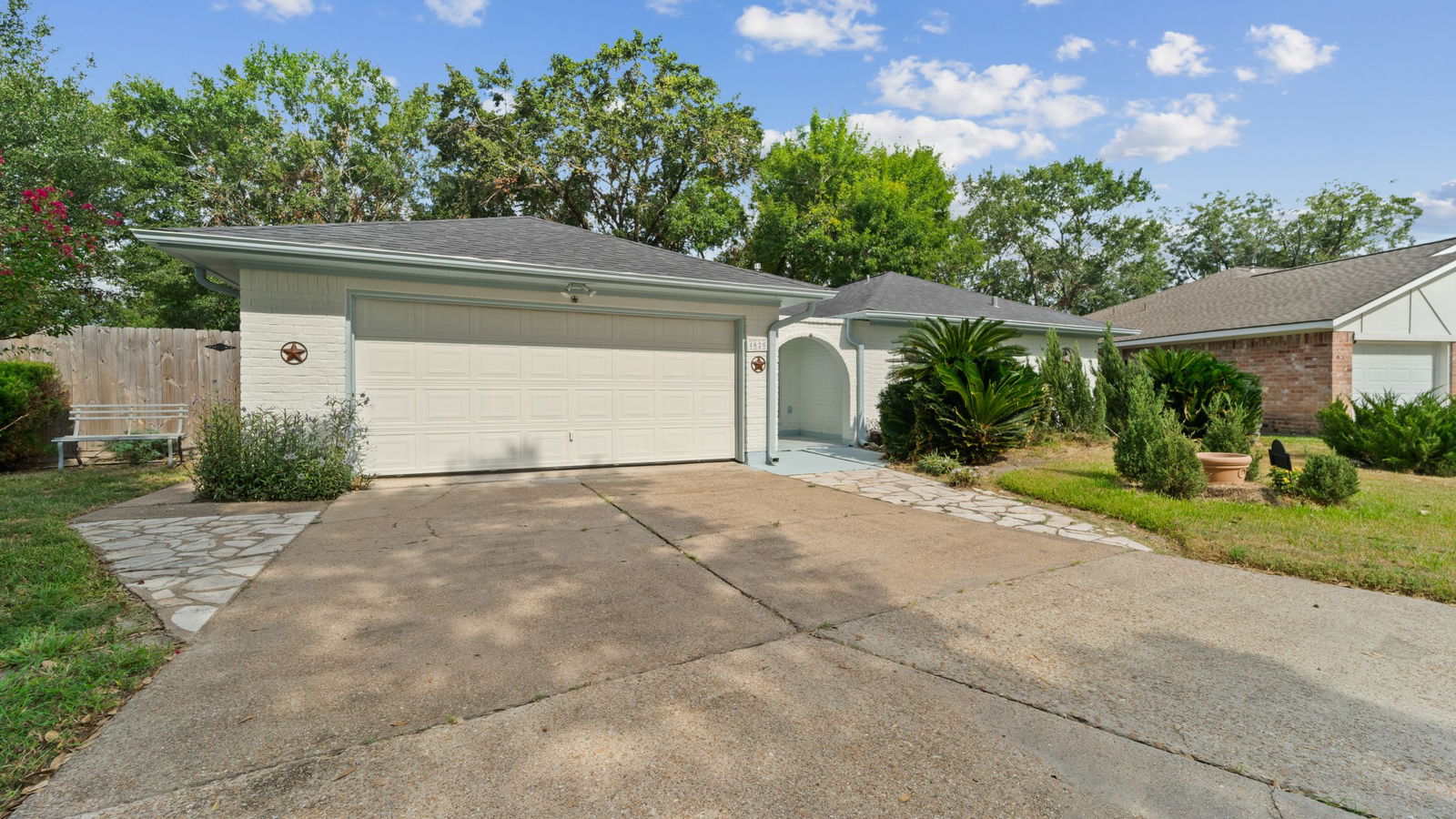 Spring null-story, 3-bed 4826 Casemont Drive-idx