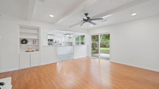 Spring null-story, 3-bed 4042 Cypressdale Drive-idx