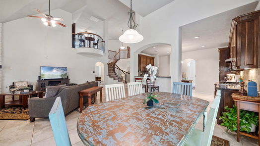 Spring 2-story, 5-bed 25235 Nichilo Drive-idx