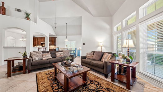 Spring 2-story, 5-bed 25235 Nichilo Drive-idx