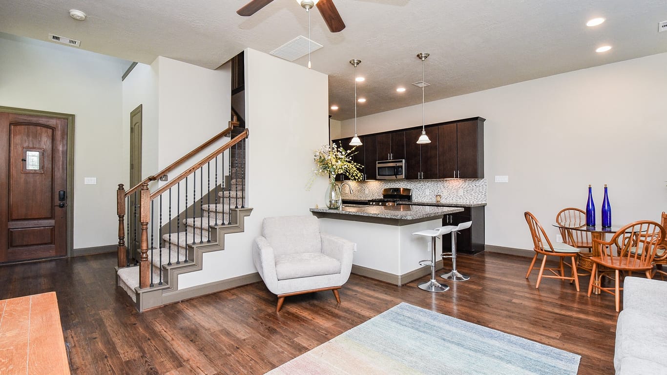 Spring 2-story, 3-bed 78 Aventura Place-idx