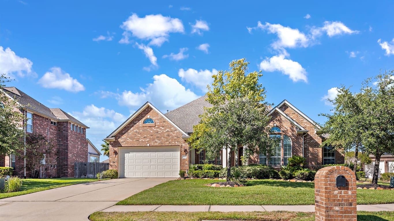 Spring 1-story, 4-bed 7214 Greenheath Court-idx