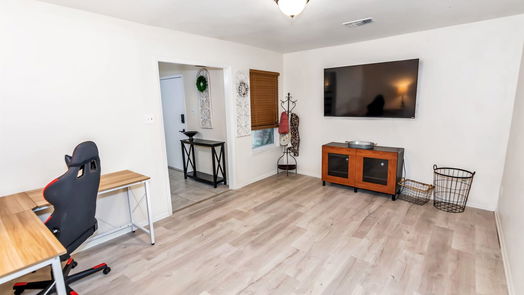 Spring 2-story, 4-bed 6118 Inway Drive-idx