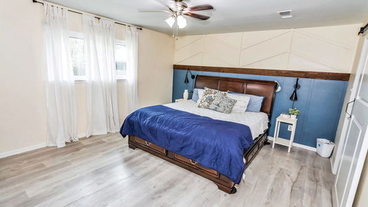 Spring 2-story, 4-bed 6118 Inway Drive-idx