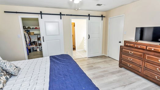 Spring 2-story, 4-bed 6118 Inway Drive-idx