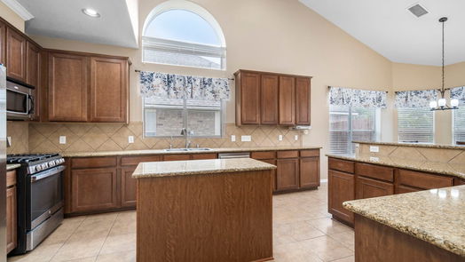 Spring 2-story, 4-bed 25218 Knob Pines Court-idx