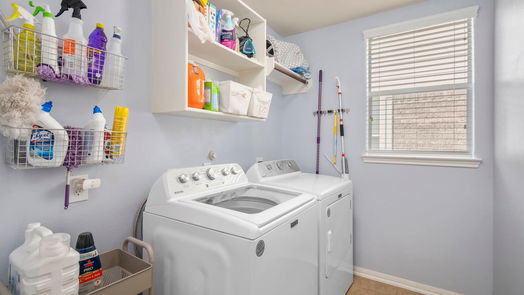 Spring 2-story, 4-bed 25218 Knob Pines Court-idx