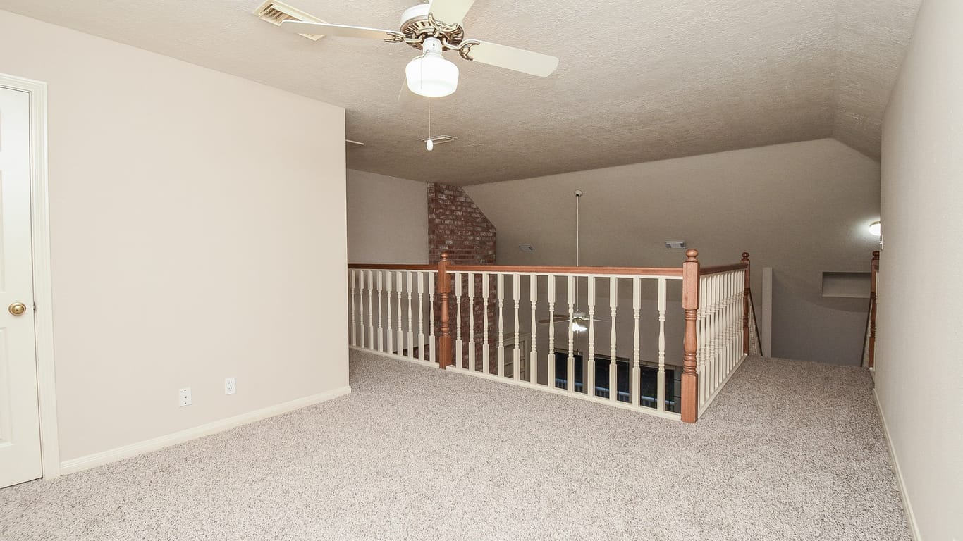 Spring 2-story, 3-bed 6202 Squires Court-idx