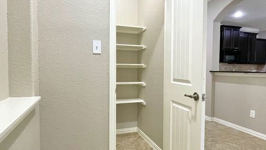 Spring 1-story, 3-bed 11 Silver Arrow Court-idx