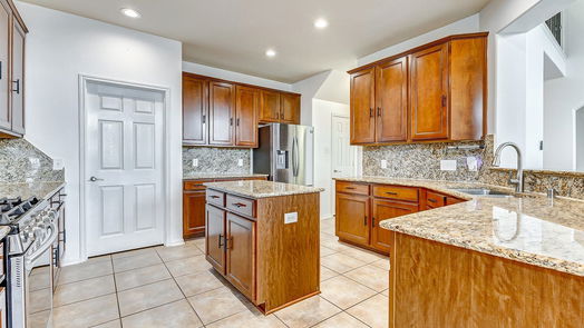 Spring 2-story, 5-bed 6318 Whistling Pines Drive-idx