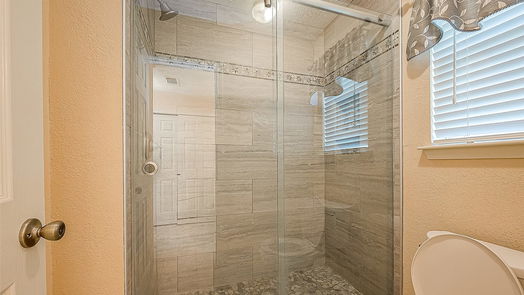 Spring 2-story, 4-bed 7818 Stonehaven Drive-idx