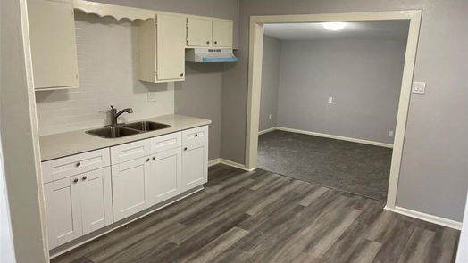 Houston 1-story, 4-bed 5910 Edward Drive-idx