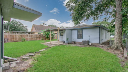 Houston 1-story, 3-bed 6023 Glen Lee Drive-idx