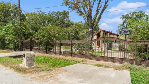 Houston 1-story, 4-bed 6119 Shirley Lane-idx