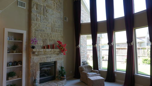 Humble 2-story, 5-bed 7431 Aurelia Mist Lane-idx