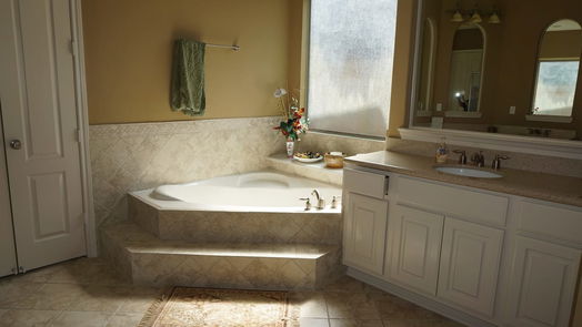 Humble 2-story, 5-bed 7431 Aurelia Mist Lane-idx