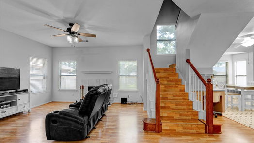 Humble 2-story, 5-bed 2915 Killdeer Lane-idx
