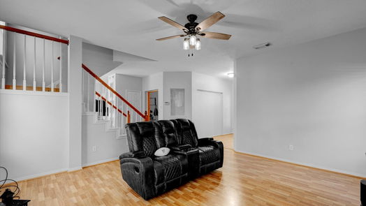 Humble 2-story, 5-bed 2915 Killdeer Lane-idx