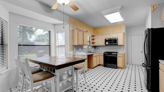 Humble 2-story, 5-bed 2915 Killdeer Lane-idx