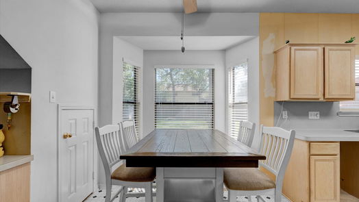 Humble 2-story, 5-bed 2915 Killdeer Lane-idx