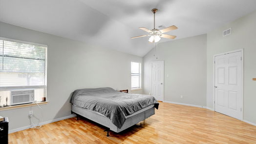 Humble 2-story, 5-bed 2915 Killdeer Lane-idx