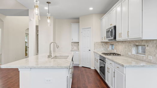 Humble 2-story, 5-bed 9730 Carina Forest Court-idx