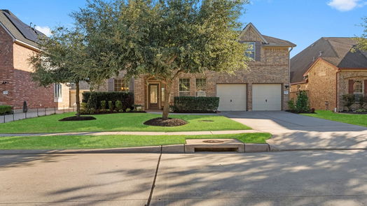 Humble 2-story, 5-bed 9730 Carina Forest Court-idx