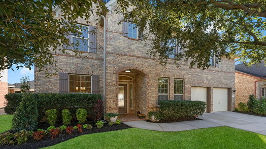 Humble 2-story, 5-bed 9730 Carina Forest Court-idx