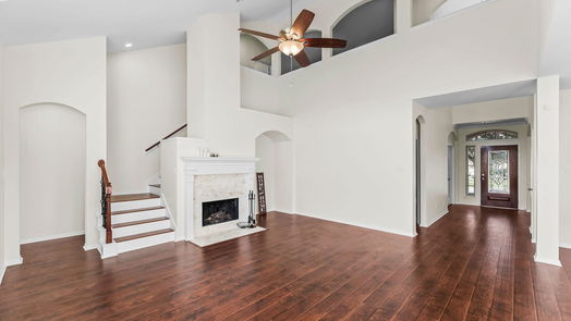 Humble 2-story, 5-bed 9730 Carina Forest Court-idx