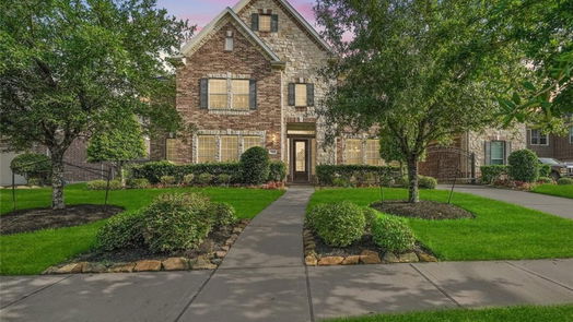 Humble 2-story, 5-bed 7810 Trinity Hills Lane-idx