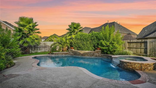 Humble 2-story, 5-bed 7810 Trinity Hills Lane-idx