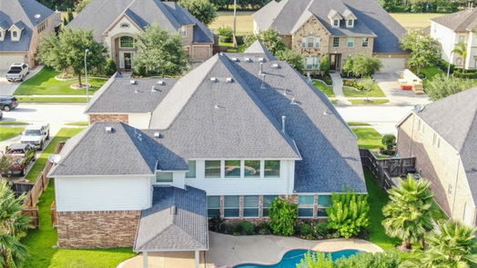 Humble 2-story, 5-bed 7810 Trinity Hills Lane-idx