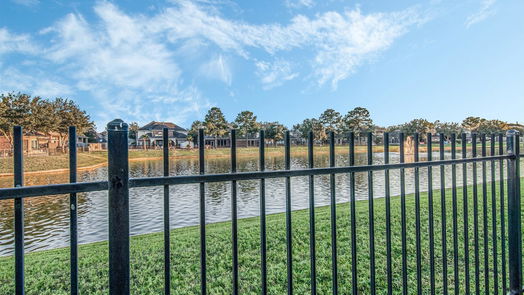 Humble 2-story, 4-bed 4503 Kenya Manor Drive-idx