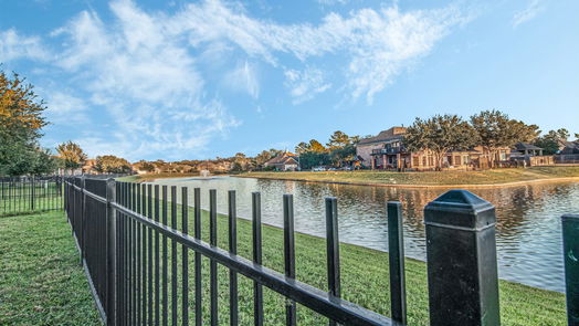 Humble 2-story, 4-bed 4503 Kenya Manor Drive-idx