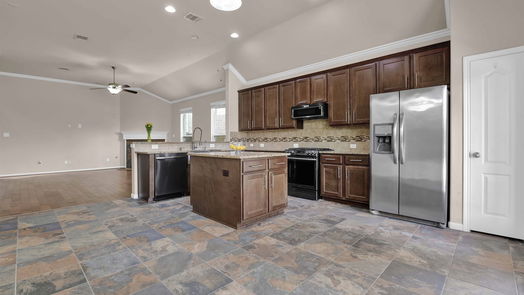 Humble 2-story, 4-bed 14711 Diane Manor Lane-idx