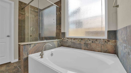 Humble 2-story, 4-bed 14711 Diane Manor Lane-idx
