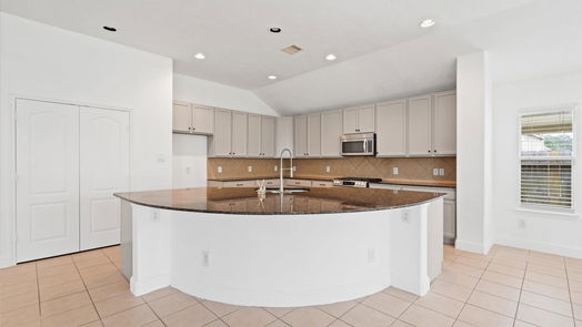 Humble 1-story, 4-bed 4519 Matagorda Lakes Drive-idx
