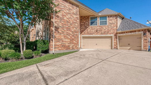 Humble 2-story, 5-bed 7915 Sleepy Rose Court-idx