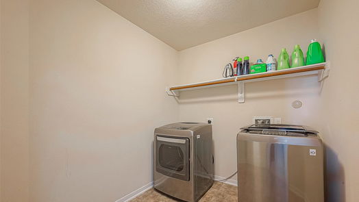 Humble 2-story, 4-bed 9514 Barr Spring Drive-idx